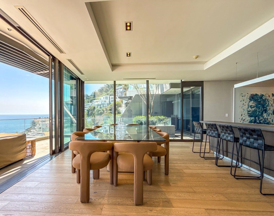 5 Bedroom Property for Sale in Clifton Western Cape